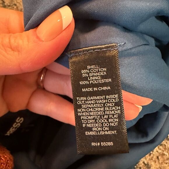 Express mini skirt blue/teal with chevron sequins size medium - Picture 5 of 5